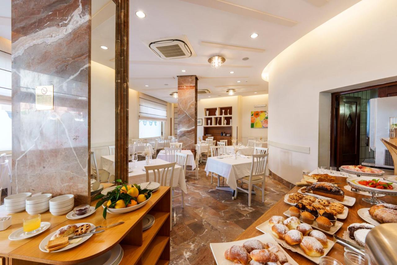 Hotel Tourist Sorrento Dış mekan fotoğraf